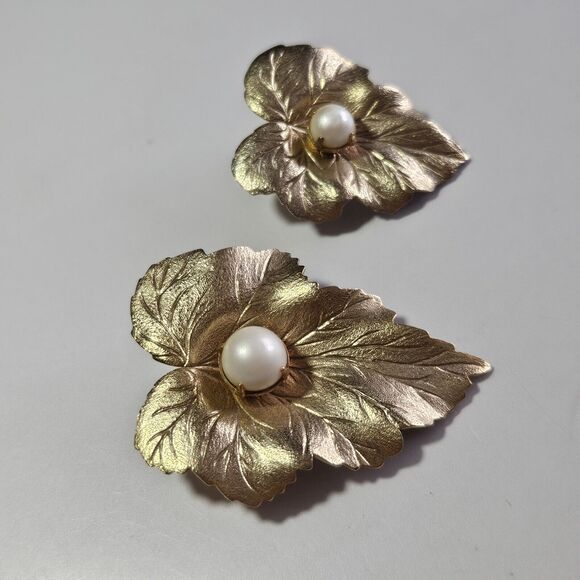 Set 2 Vintage 1959 Textured Gold-tone Chit-Chat Pin Brooch Signed Sarah Coventry - Picture 8 of 11